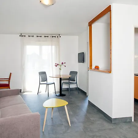 Sejours & Affaires Pont Neuf - Cran Gevrier Apartment Annecy