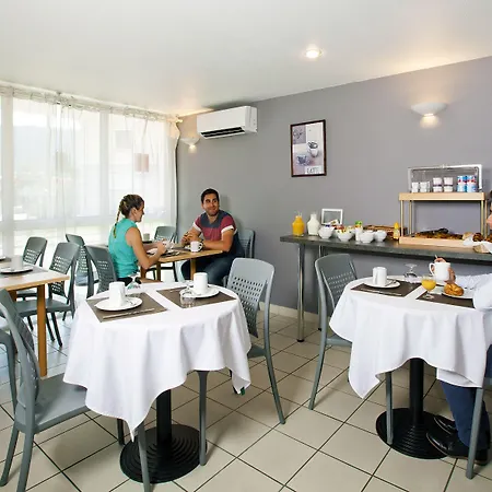 Hotel Sejours & Affaires Annecy Le Pont Neuf